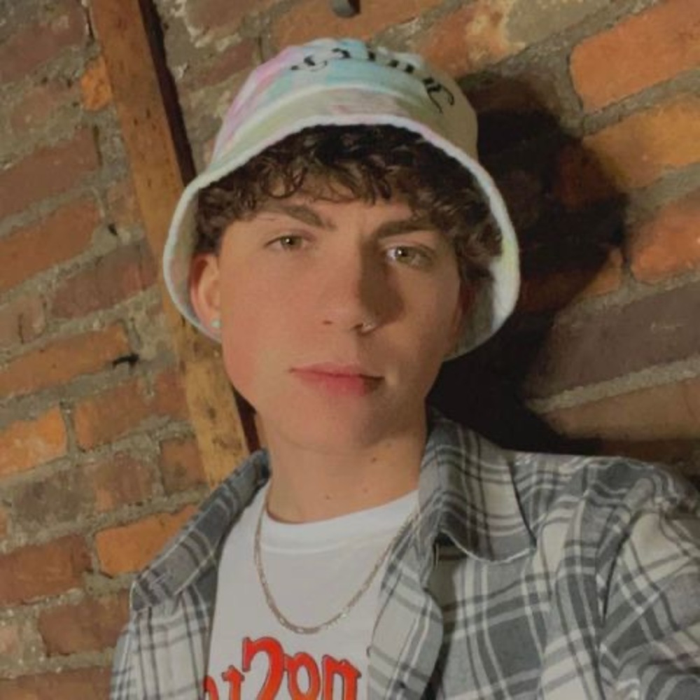 Meet your Posher, Stephen